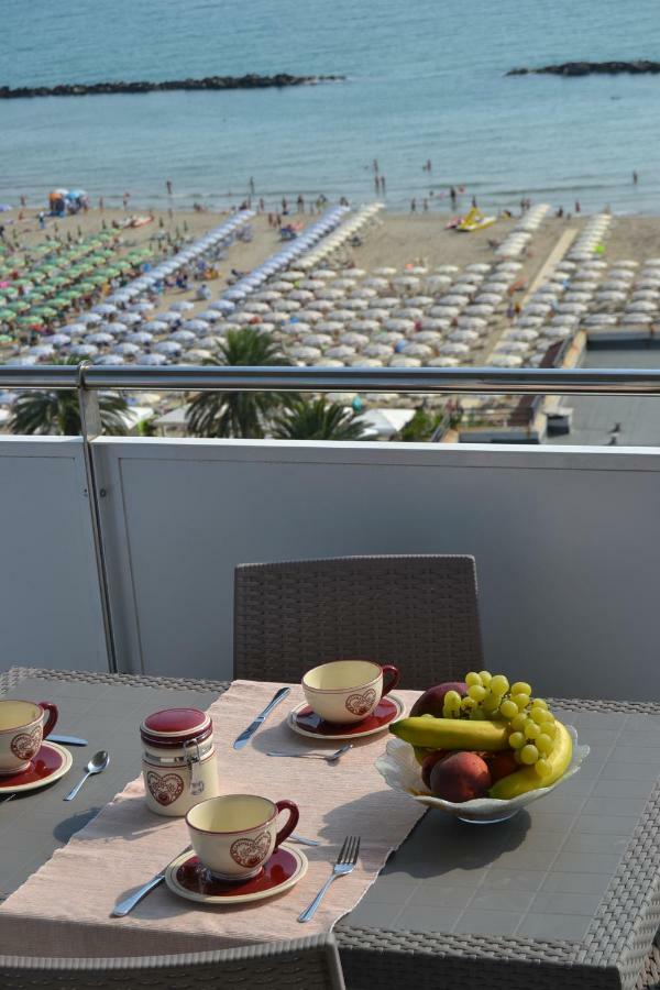 Fronte Mare Panoramico San Benedetto Lejlighed San Benedetto del Tronto Eksteriør billede